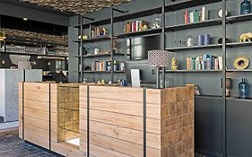 ibis Styles Laval Centre Gare